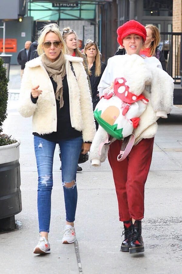 driveregui's tweet image. llore