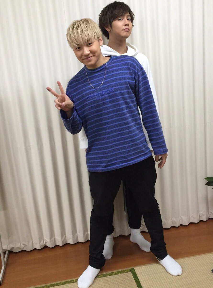 GENE_chanmi's tweet photo. この時期まで結局受験終わらず…って感じでほんと低浮上すぎて泣けてきた。
浮上しないくせにフォルダーはこもさんが増えてく���😍😍😍
とりあえず、今月で終わりなので後半から浮上しますっ！その時は絡んでください🙆🏻💓
あぁ。イケメン…😍 https://t.co/hQ7JCCP1Tk