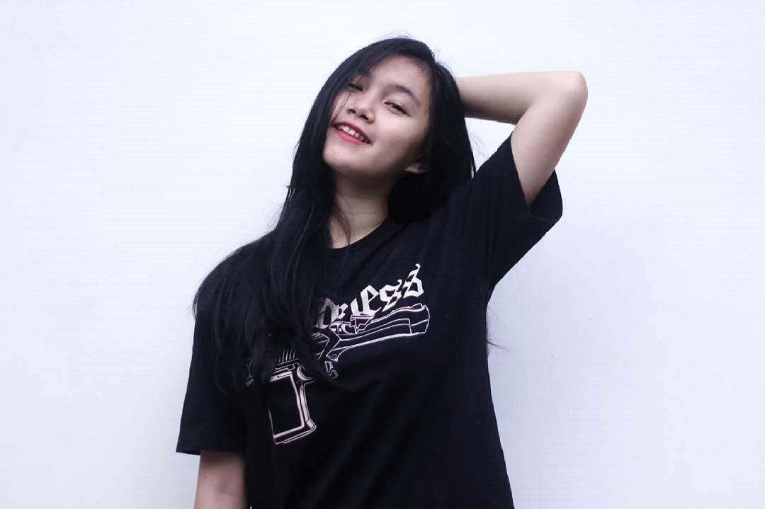 MadnessNation_'s tweet photo. [STILL AVAILABLE!] SS "BROKEN GUNS" | IDR 109K | available size ALL SIZE | for order text to SMS/WA 0895337356746 https://t.co/GOhPH032HL