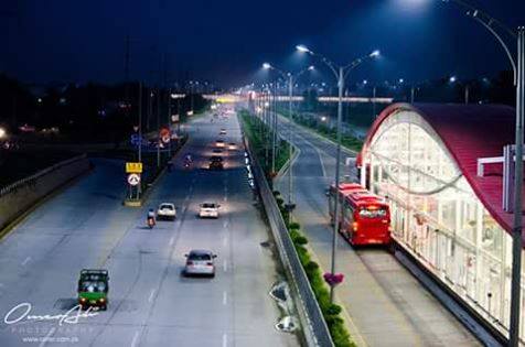 RWP_ISB's tweet photo. Night view of 9th Avenue and Metro bus Islamabad. https://t.co/DnqW9CrUyF