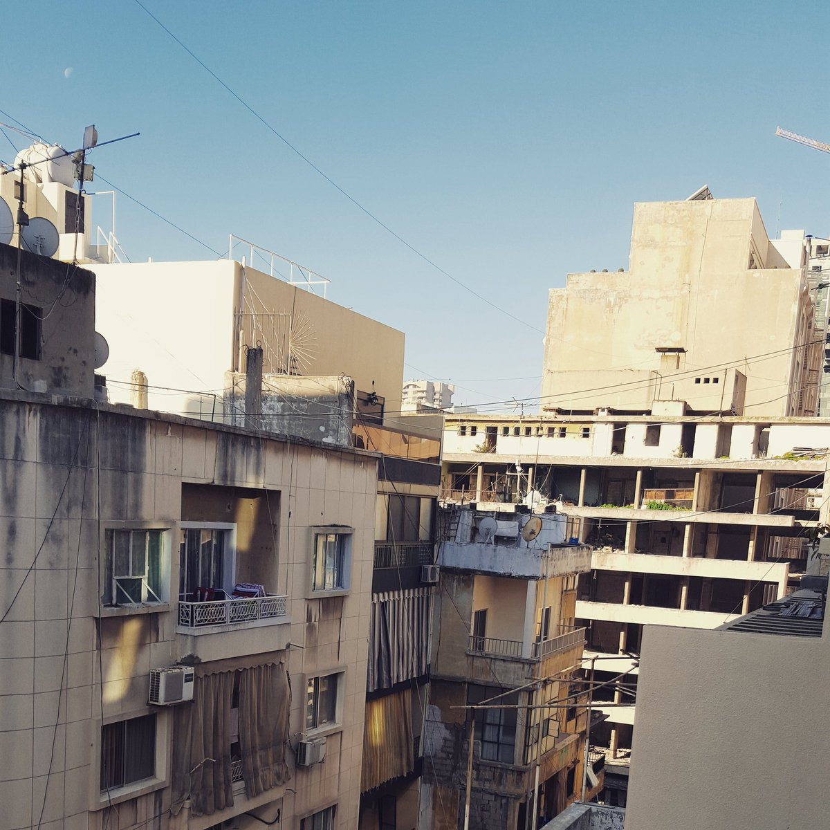 En morgon i Beirut. Utsikten från hotellet. #simoneliaslebanon #volunteeringlebanon