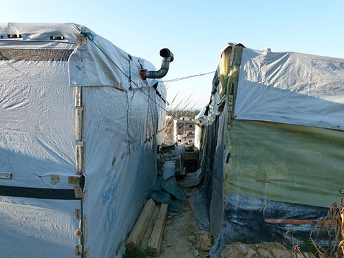 sadhbhgoodhue's tweet photo. 50% of the #SyrianRefugees in Lebanon are living below the poverty line. @Concern is helping https://t.co/fQfDZGM8sk https://t.co/KN45Rr5s5o