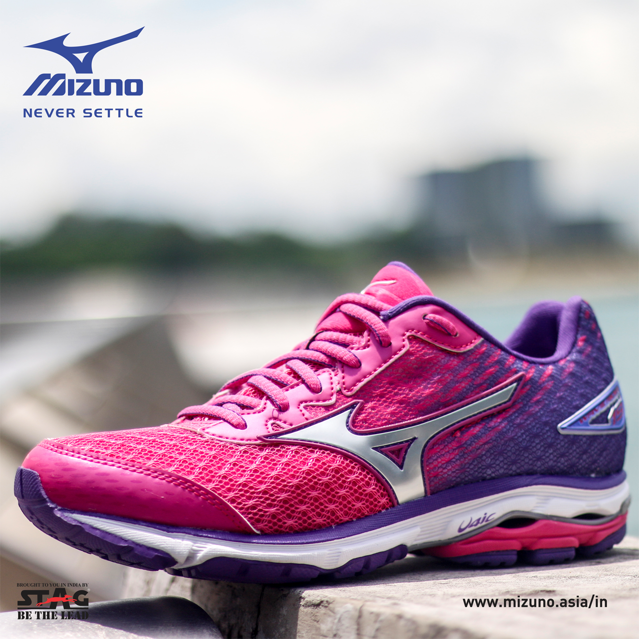 Mizuno shoes cheap myntra