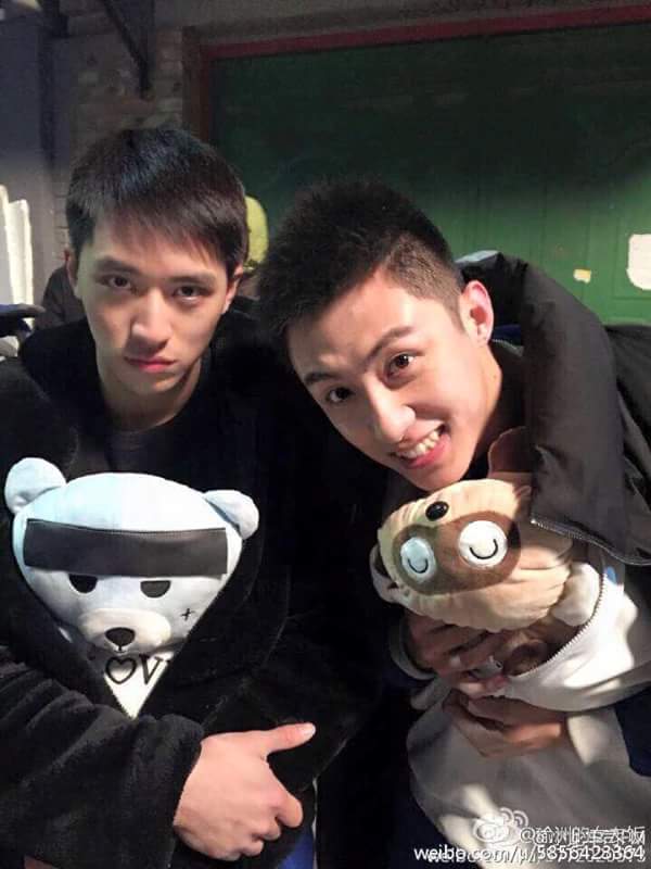 Wanmaii_Newday's tweet photo. กูยอมใจทีมแคสติ้ง เคะแต่ล่ะนางสูง 180+
แต่ยังสามารถหาเมะที่ยักษ์มาข่มได้
#heroinwebseries 
#conterattack 
#likelove https://t.co/WPGiAFgQ07