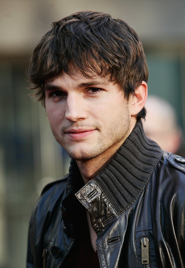 FCSuggestions's tweet photo. Ashton Kutcher https://t.co/QyVGxFsgps