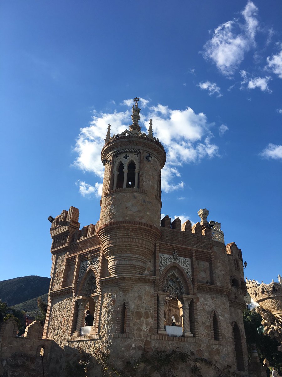 AdamSyn20's tweet photo. Castillo monumento colomares https://t.co/5ShUwa5h69