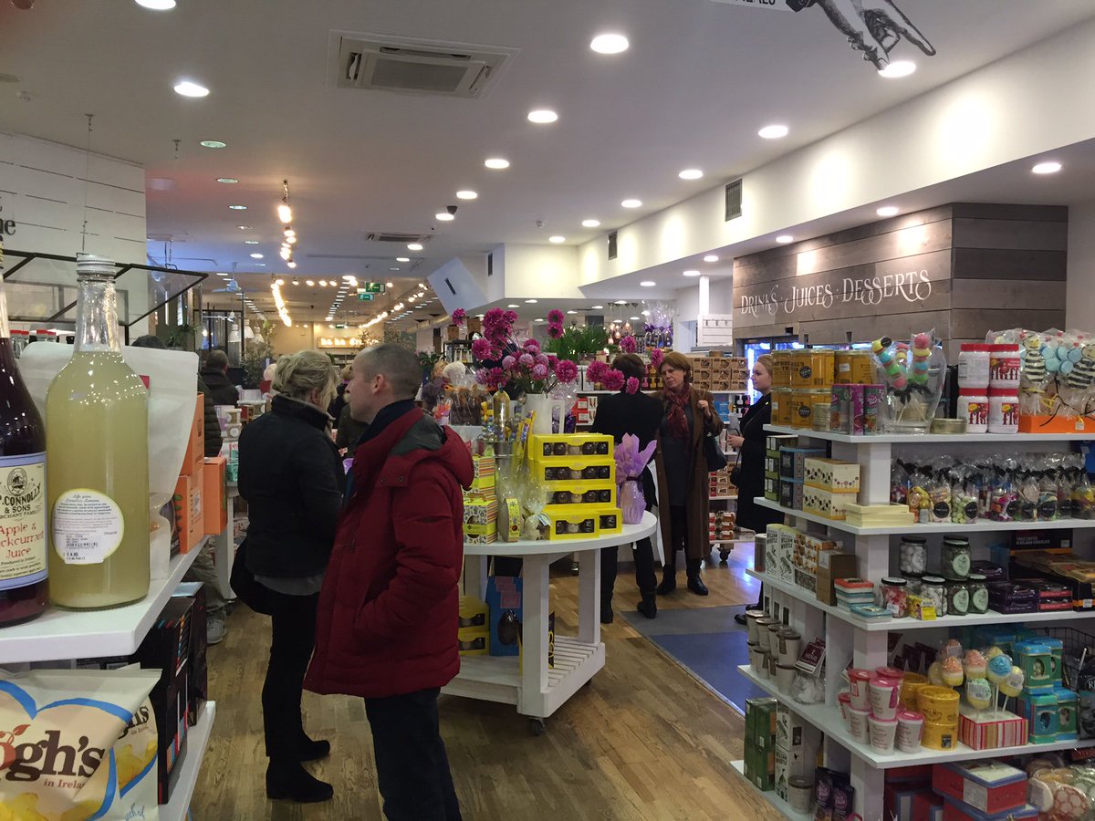 FoodDrinkWales's tweet photo. Increasing trading opportunities for our producers #Dublin @BritEmbDublin #foodanddrinkwales #WelshF_D16 https://t.co/ndG0V3ehkQ