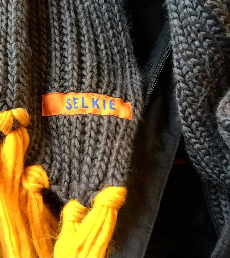 SelkieSwimCo's tweet photo. Team Selkie out in London today and all wrapped up in our awesome new scarf #selkieswimco #teamselkie #scarf #coldd… https://t.co/HUUUGKVvxM