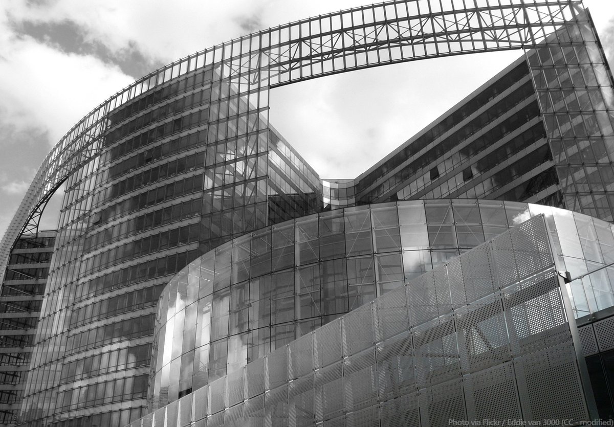 TI_EU's tweet photo. It's time for real transparency in EU lobbying. Sign our petition calling for #cleanlobbying https://t.co/vmLmCYEyn6 https://t.co/vFVw66RIZz