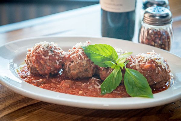 VicWines's tweet photo. The Best Meatball Recipe You've Ever Tasted - Meatballs in Italy https://t.co/dROLJnZ6rY #recipe https://t.co/oyazh7ISKP