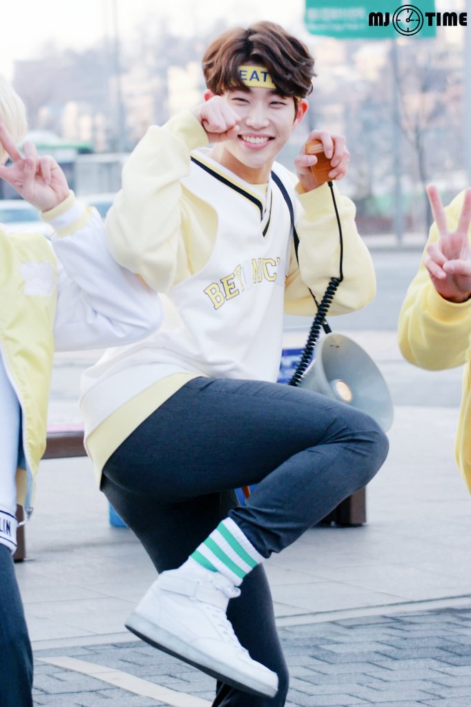 160301 🕒 더쇼 팬미팅 HD #아스트로 #ASTRO #MJ #명준 <a href="/offclASTRO/">ASTRO 아스트로</a>