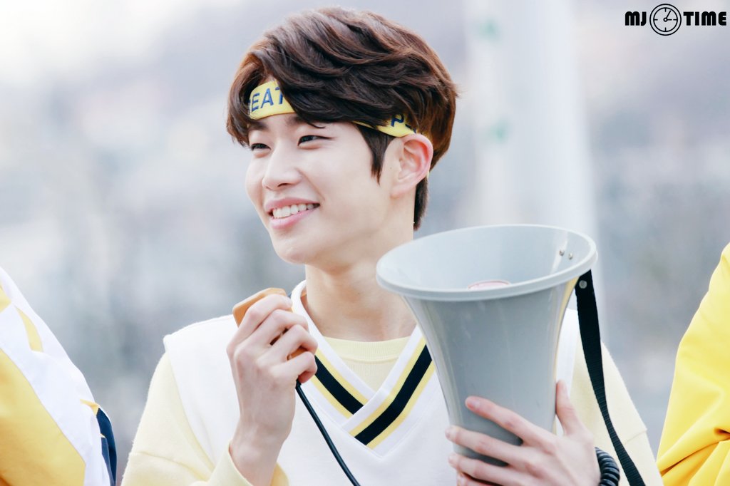 160301 🕒 더쇼 팬미팅 HD #아스트로 #ASTRO #MJ #명준 <a href="/offclASTRO/">ASTRO 아스트로</a>