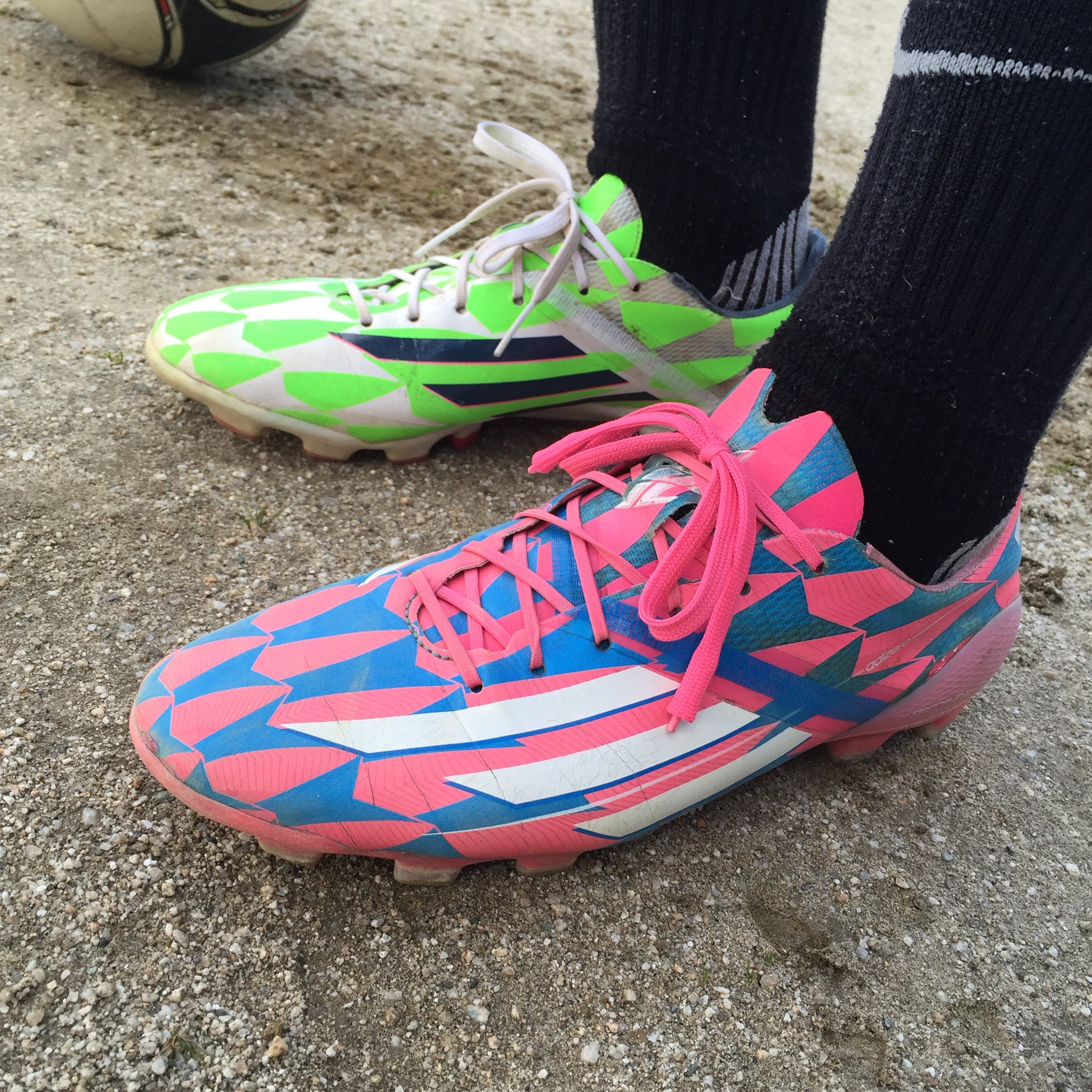 26.5 アディダス F50 adizero アディゼロ HG　ソーラーピンク r400