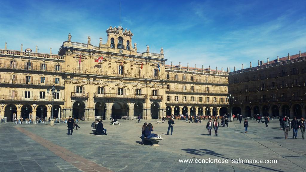ConciertosenSal's tweet photo. ¡Qué bonito empieza #Marzo en #Salamanca! :)
https://t.co/NUyJyEWOT5 https://t.co/FDSPe67VPr