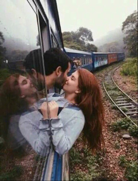 ThepowerfulPics's tweet photo. I want to travel the world with the person I love 💕 https://t.co/nAAEfwn44I