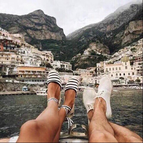 ThepowerfulPics's tweet photo. I want to travel the world with the person I love 💕 https://t.co/nAAEfwn44I