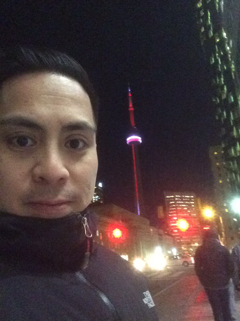 JayKelz204's tweet photo. Scavenger hunt in Downtown Toronto!! Let's go!!! #fglconf16 #bergensbison # https://t.co/NgVVn0T4ro