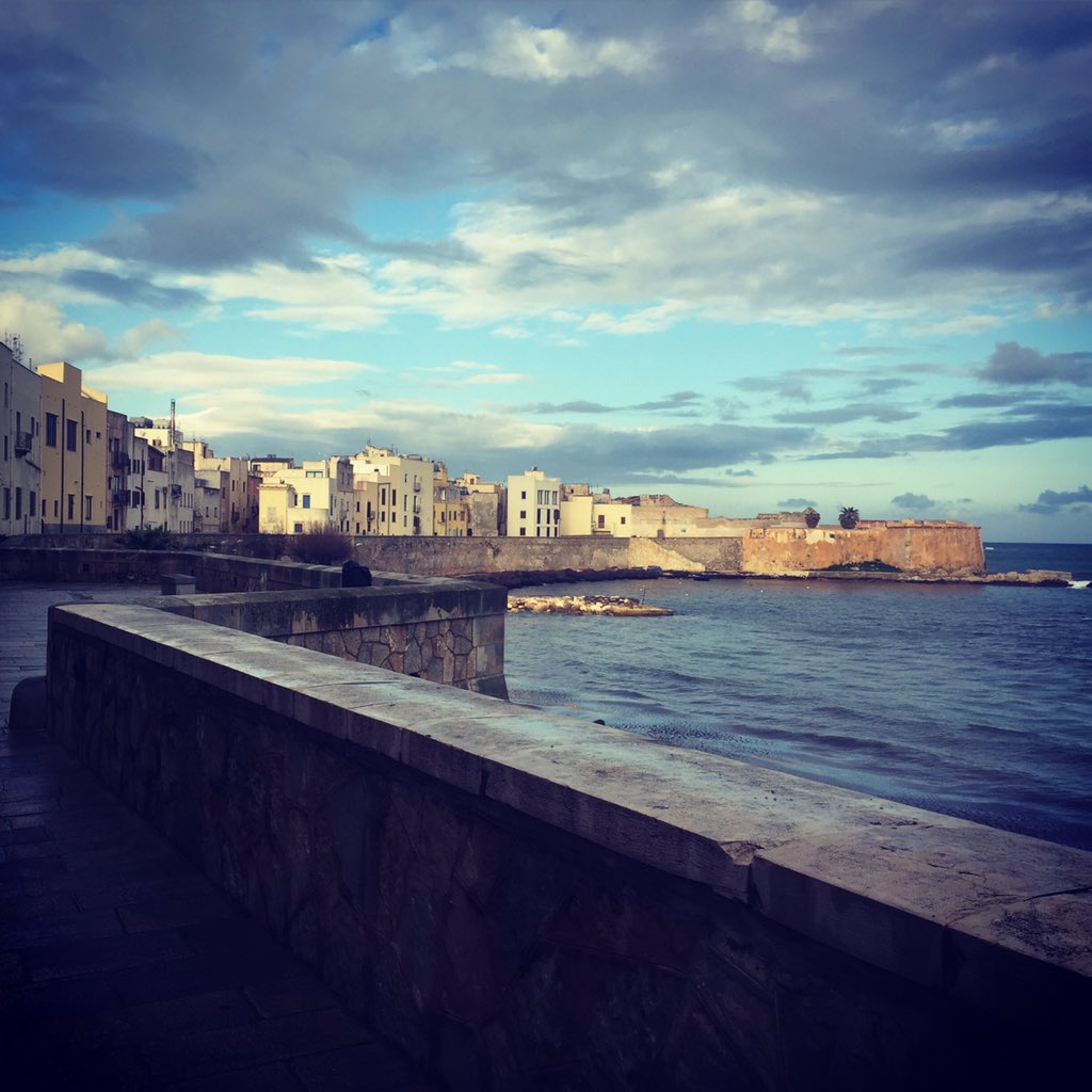 luca_bianchini's tweet photo. Buongiorno da #trapani #labellezza https://t.co/QZSJzuFzCB