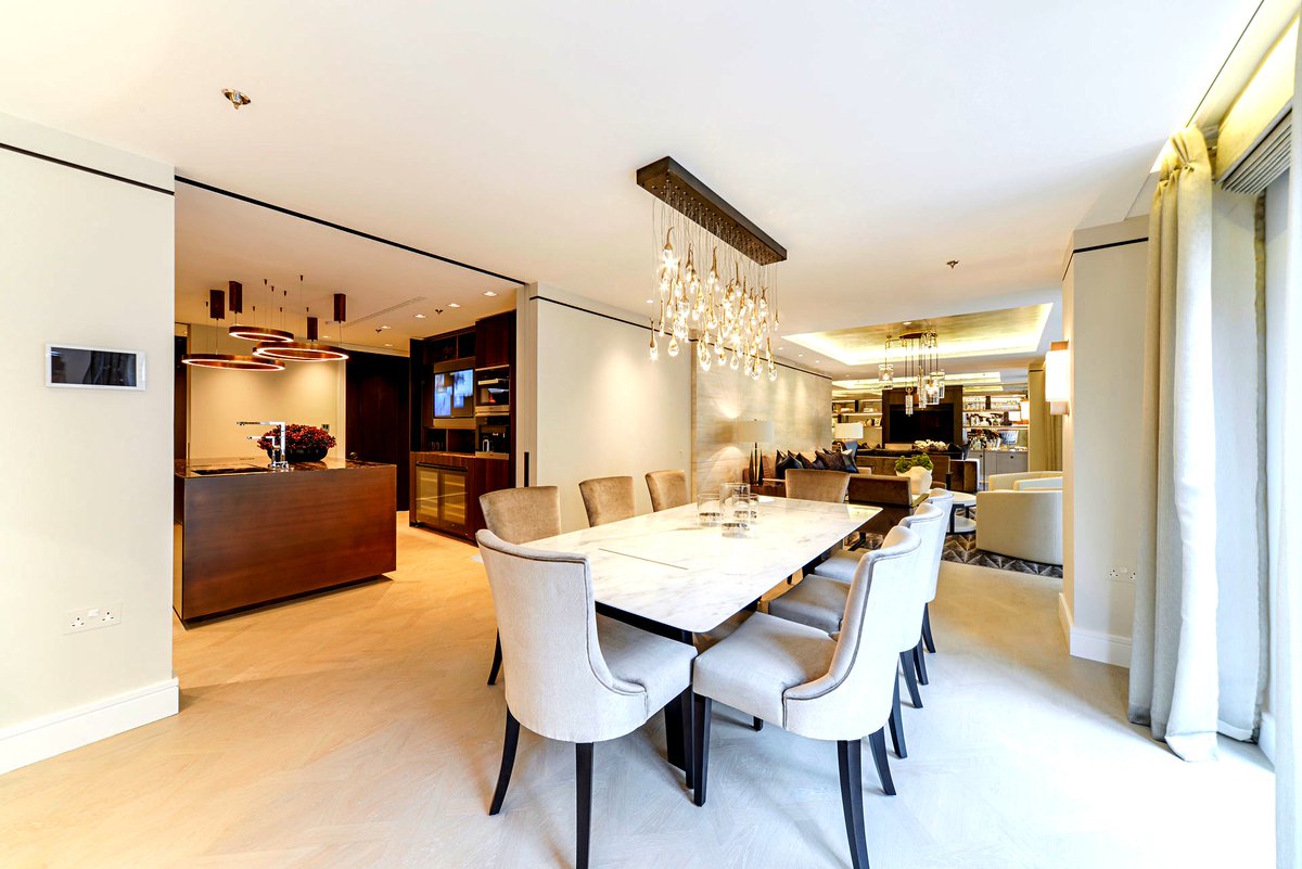 HittOak's tweet photo. Mansion Weave Oak in Ryger House. Design extraordinaire. https://t.co/w7NyeMtxB3