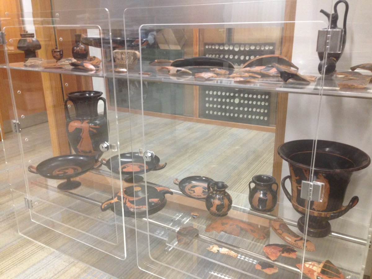 OxTweeters's tweet photo. RT Ox_CAAH: Today's workspace: The Beazley Archive in the Classics Faculty #OxTweet https://t.co/q2jpm7MJ6Z