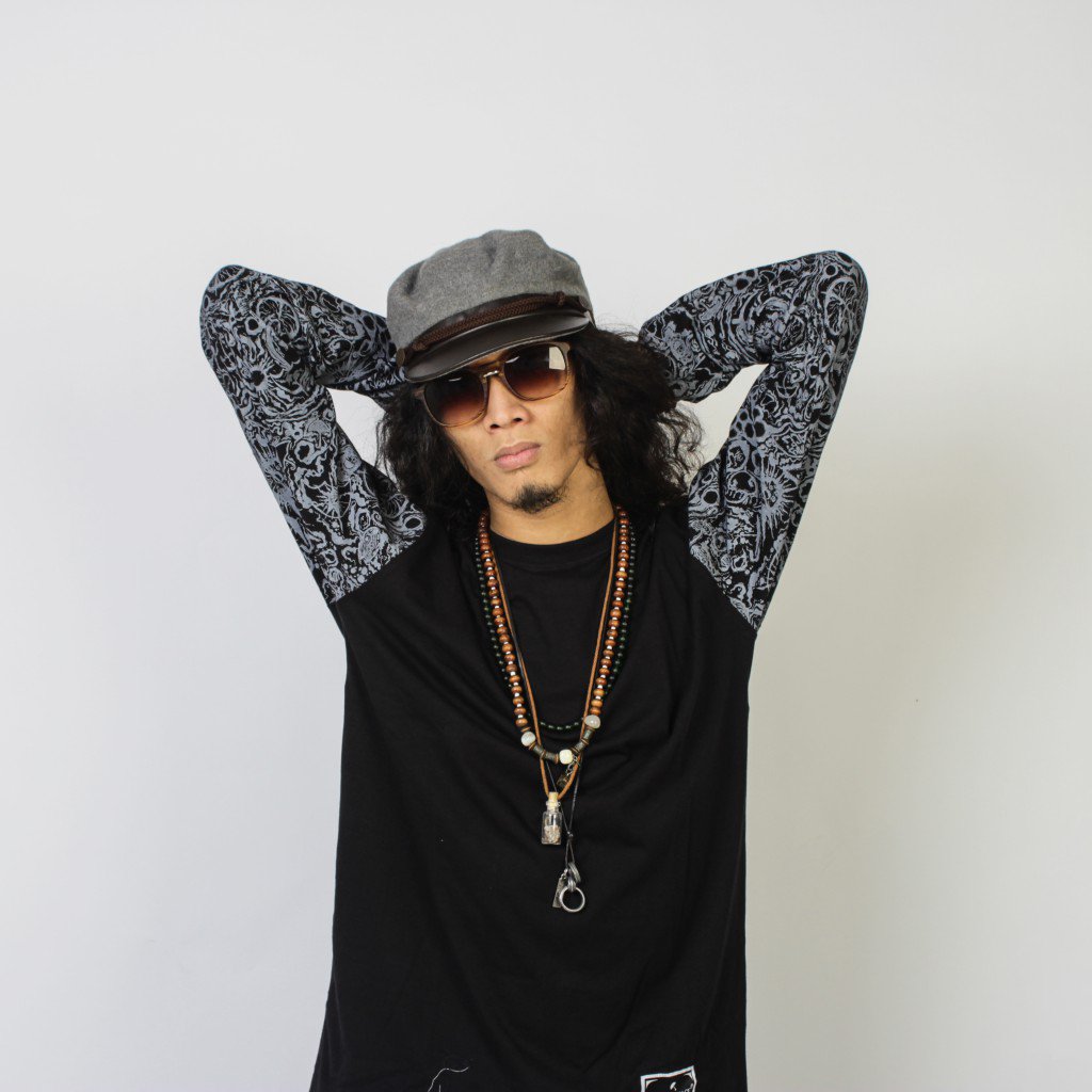 ZEICHEN II (Black) L/S tshirt - Size L, XL, XXL - NOW IDR 160K - Order text +6285700040090 / Line : rainypeace_ .