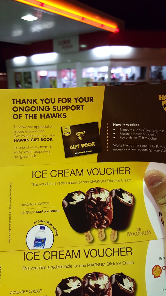 cdpatel81's tweet photo. What a way to spend the lovely night with my lovely wife. Thank U @HawthornFC. Feeling a proud Hawk. #GomightyHawks https://t.co/Uwe4iiQLSG