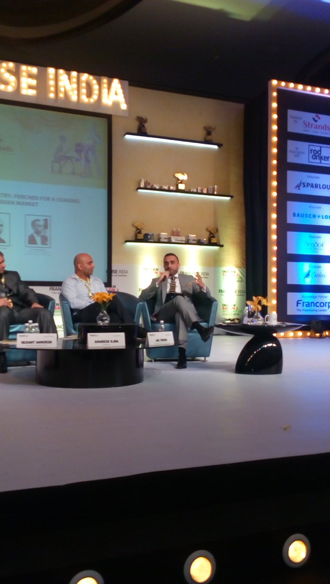 privelife_com's tweet photo. 'Helping your employees getting better &amp; better is more important in Fitness industry'~ @jagchima1 #salon2016 https://t.co/jTR8J3kp2S
