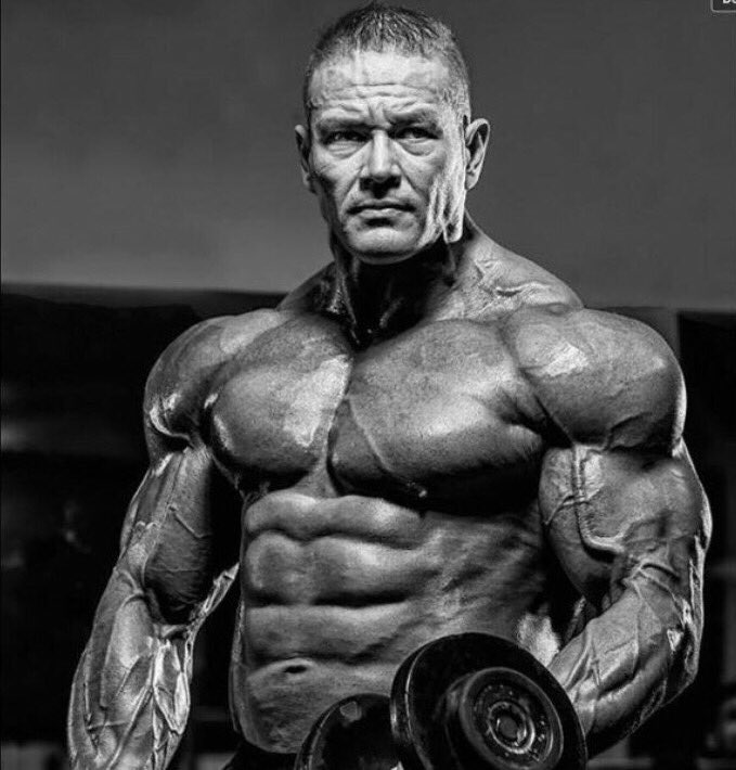 Supps2GoMac's tweet photo. @DaveTitterton will be guest posing @ the Devon classic show on the 18 June this year https://t.co/22KbJ1A5Zv https://t.co/gUPVcb8zo5