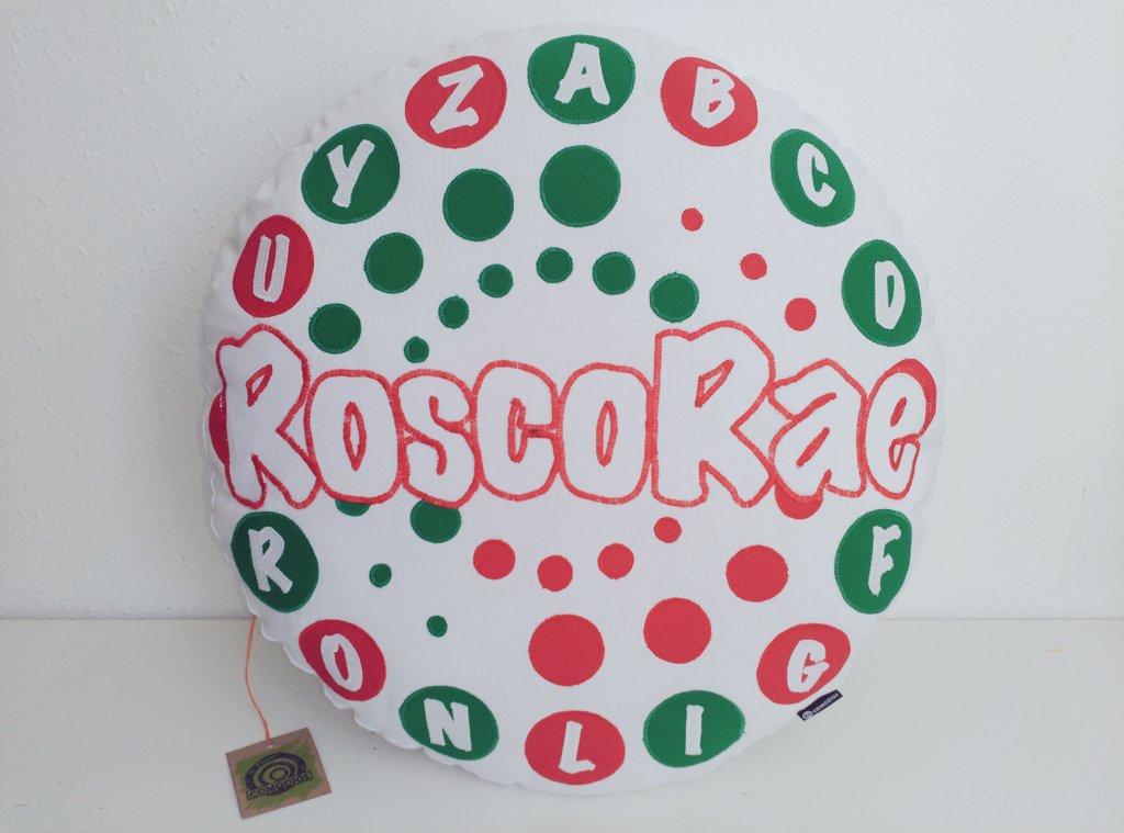 ComodiosCojines's tweet photo. ¡¡Cojín personalizado para @RoscoRae, una nueva app gratuita para tu movil!! https://t.co/rPmG3h5DMM #Pasapalabra https://t.co/YL3kmfiAeM