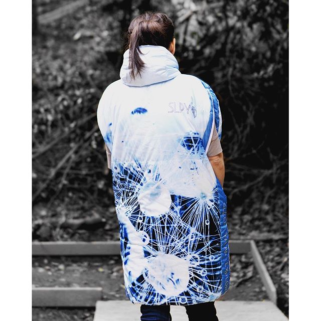 blackleafdotcom's tweet photo. People are still amazed when we tell them it's a 3 season sleeping bag! #designercamping #slpyadventures #camping https://t.co/trMaJ049Ce