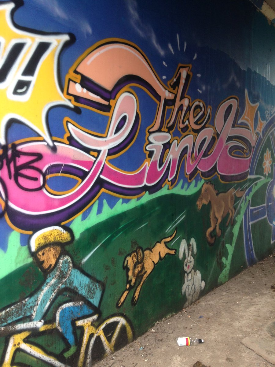 YorksWildlife's tweet photo. Amazing artwork along the #linesway created by #sustran and #Brigshaw High School. https://t.co/xcgU0U4oOO