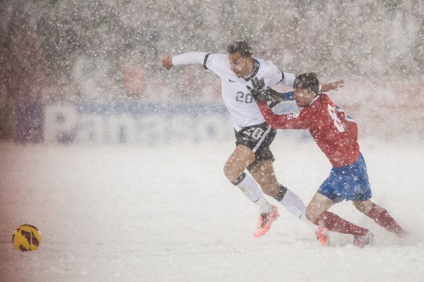 TheTimReport's tweet photo. Snow can be fun. Like the #SnowClasico game between the US + Costa Rica in Denver in '13. US won 1-0! #SnowThrowback https://t.co/Tar72JAF3Q
