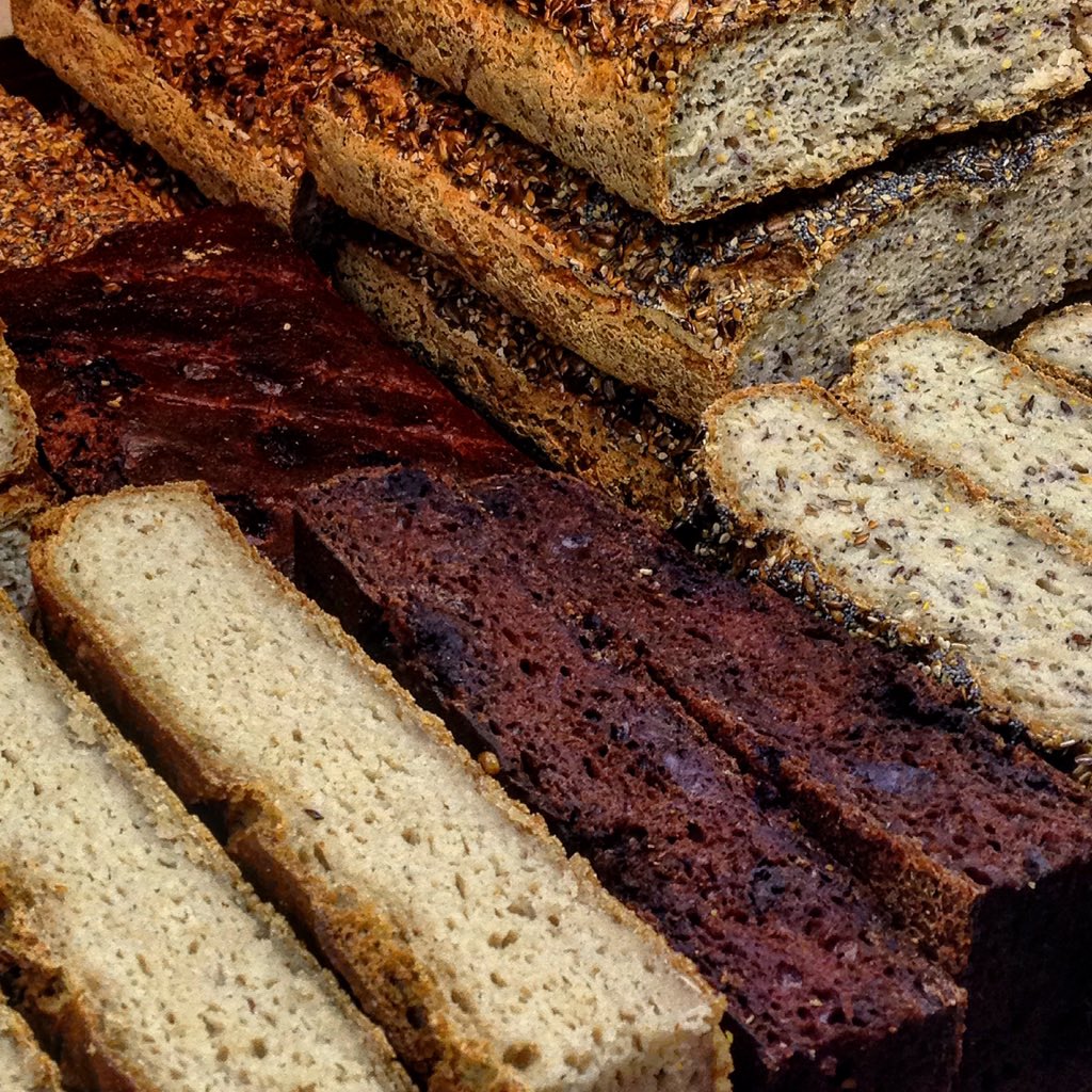 tripalong's tweet photo. In #Paris' gluten-free bakery Chambelland surrounded by tourists in ecstasy over REAL gluten-free bread #LPinFrance https://t.co/36HESMcx8v