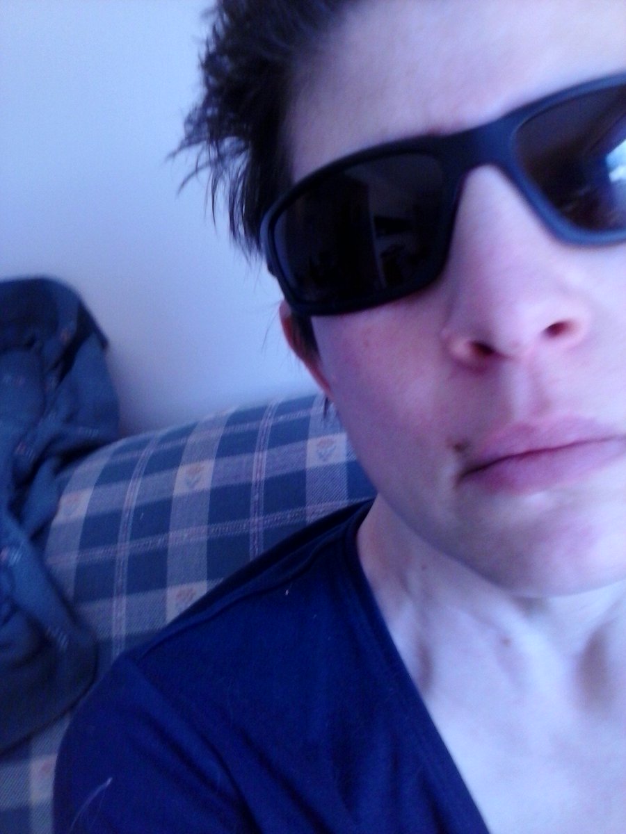 GlassScowl's tweet photo. Look...#BAMMM!!!

#FlauntYourSelfie https://t.co/p6xxAUvTBe