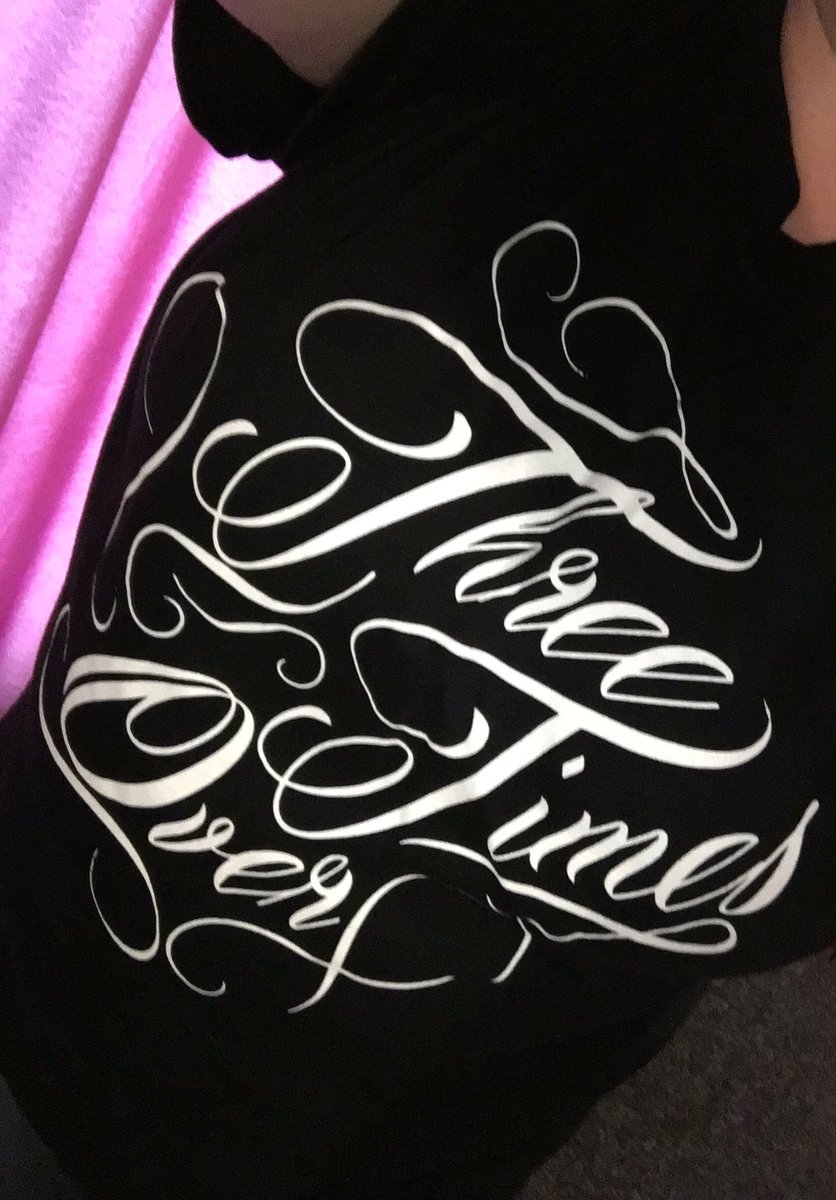 Hearty_Laces tweet media