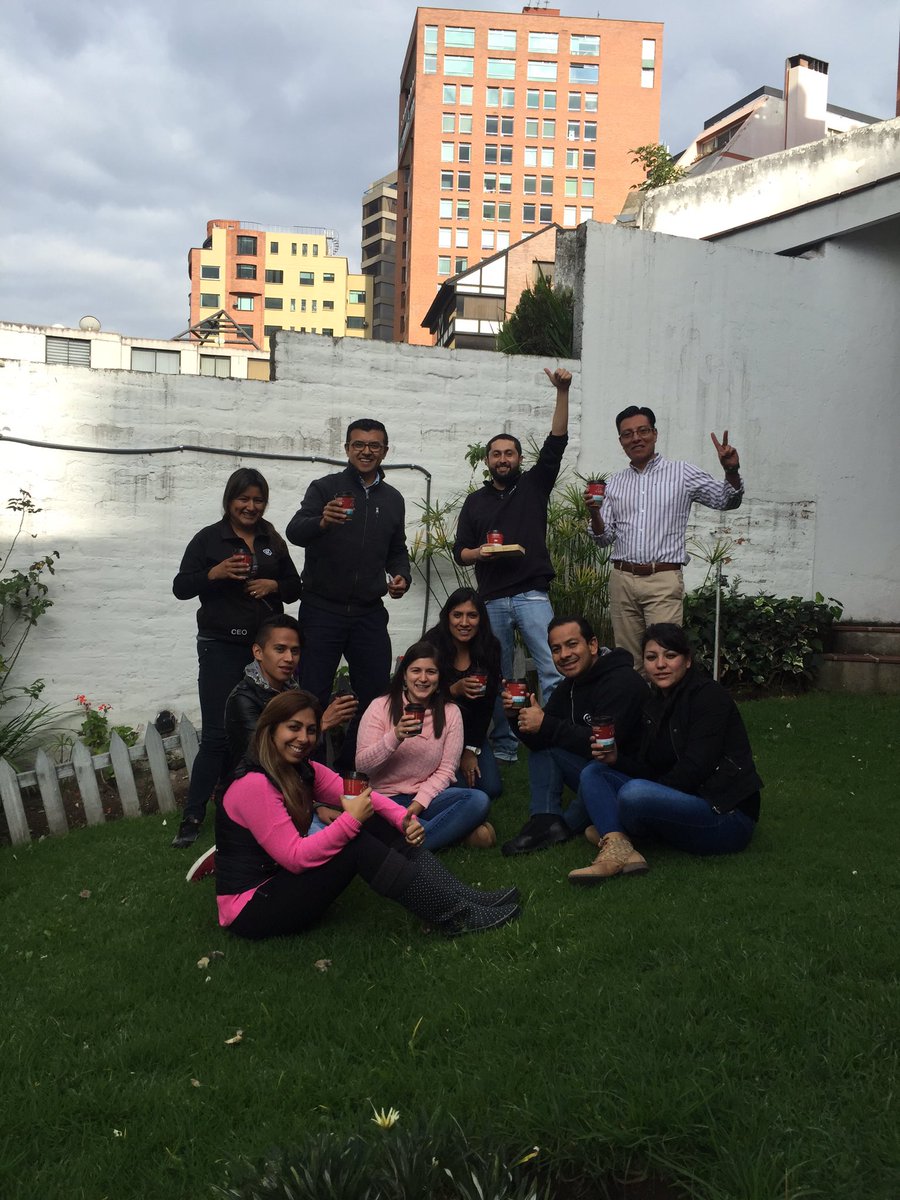 GAdv_Equator's tweet image. What a nice crew @gadventures @brucepoontip #quito #ecuador