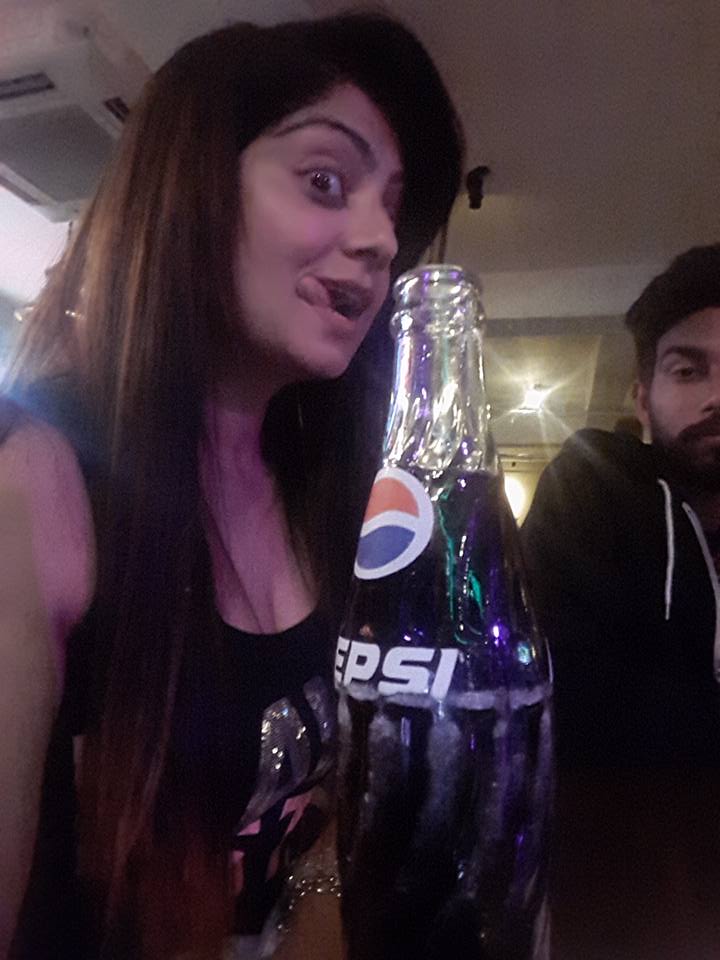 JazzleenWorld's tweet photo. Aaj neet hi challu !!
(Pepsi)😉
Cheers https://t.co/2fbrStnVSX
