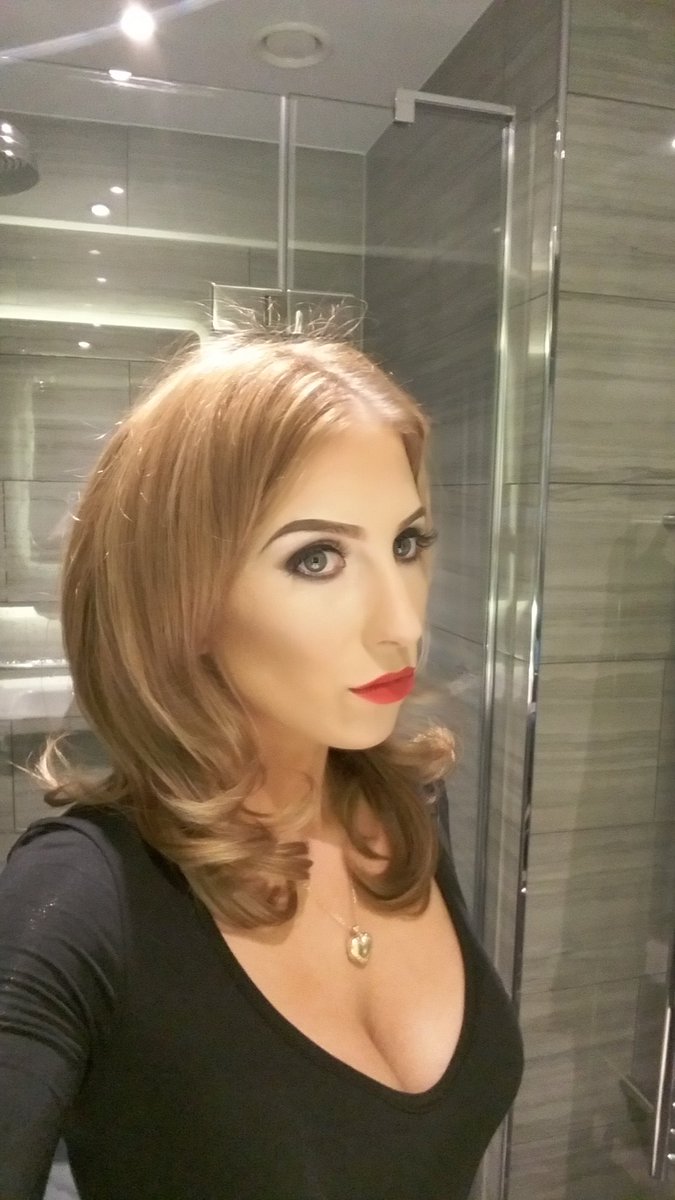makeupbyjanine's tweet photo. https://t.co/mB8ju2y3sT