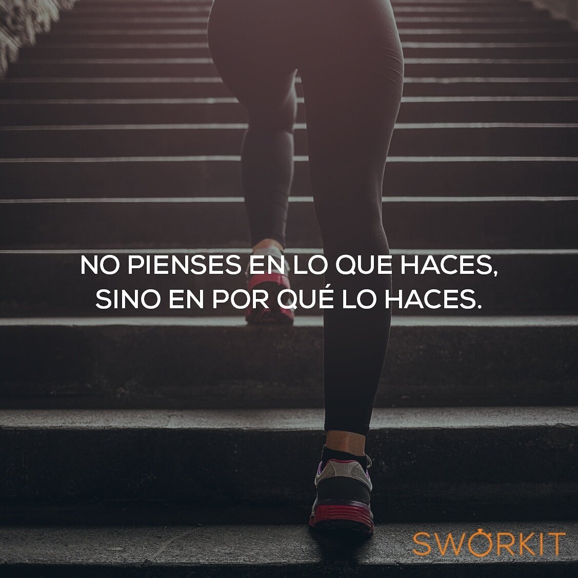 SworkitEs's tweet photo. No pienses en lo que haces, sino en por qué lo haces
#motivación #ejercicio #hábitos #lunes #sworkit #sworkitapp https://t.co/Ju4HRzaXqW