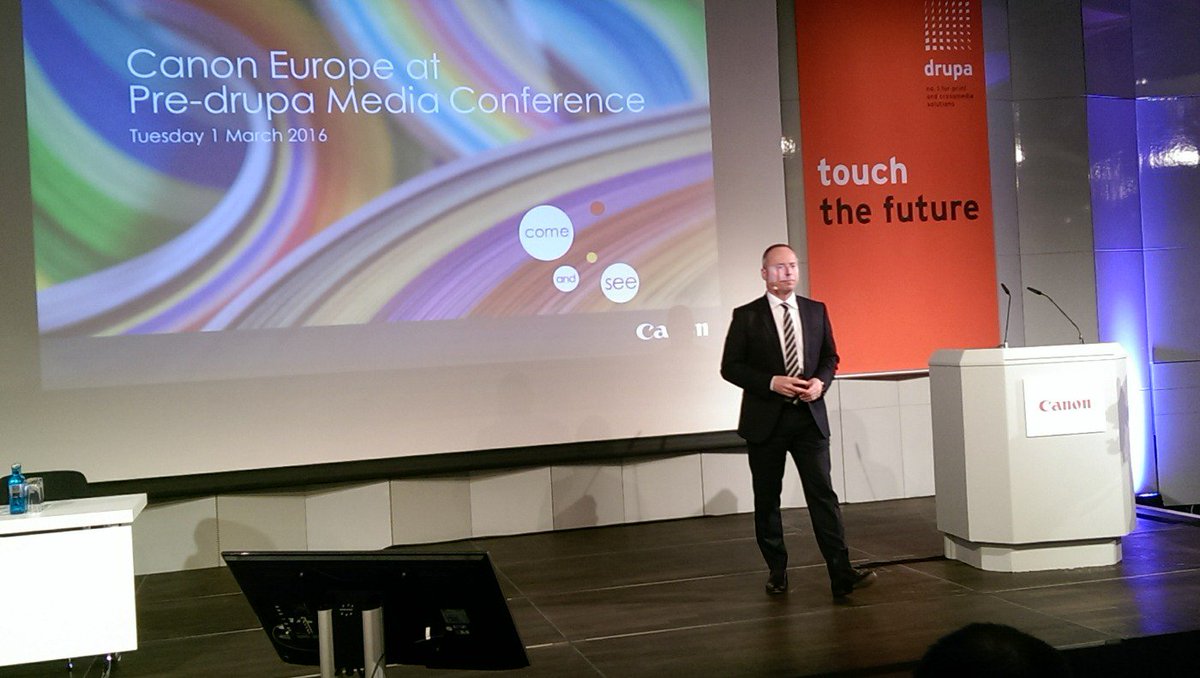 delfosrobbert's tweet image. Canon Peter Wolff over drupa: nwe Colorstream 6000 Chroma, continues inkjet #unleashprint #drupamc #graficus