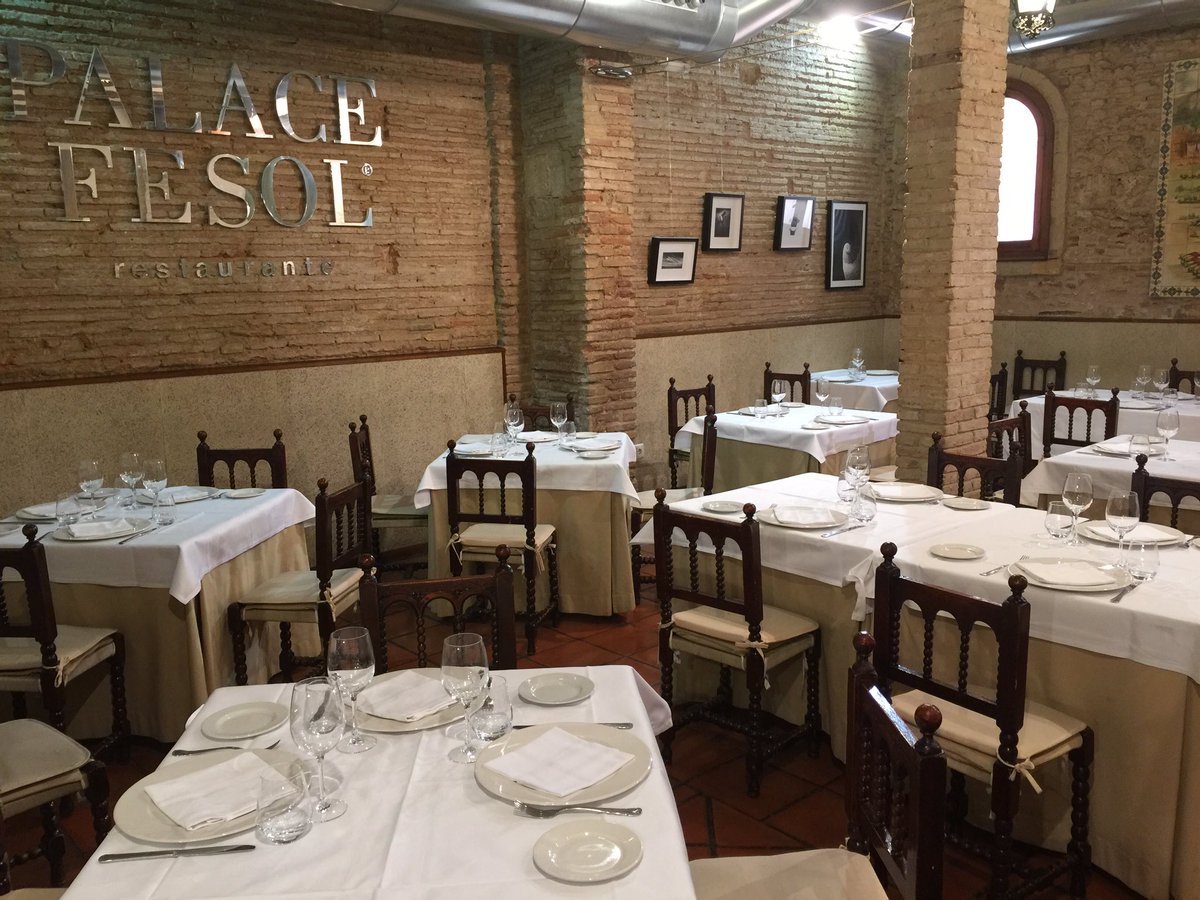 pacolonso's tweet photo. El "Palace Fesol" se inauguró en #Valencia en 1909 #Restaurantes Centenarios @fehvhosteleria @vlcgastro #gastronomia https://t.co/a26eNitNKN