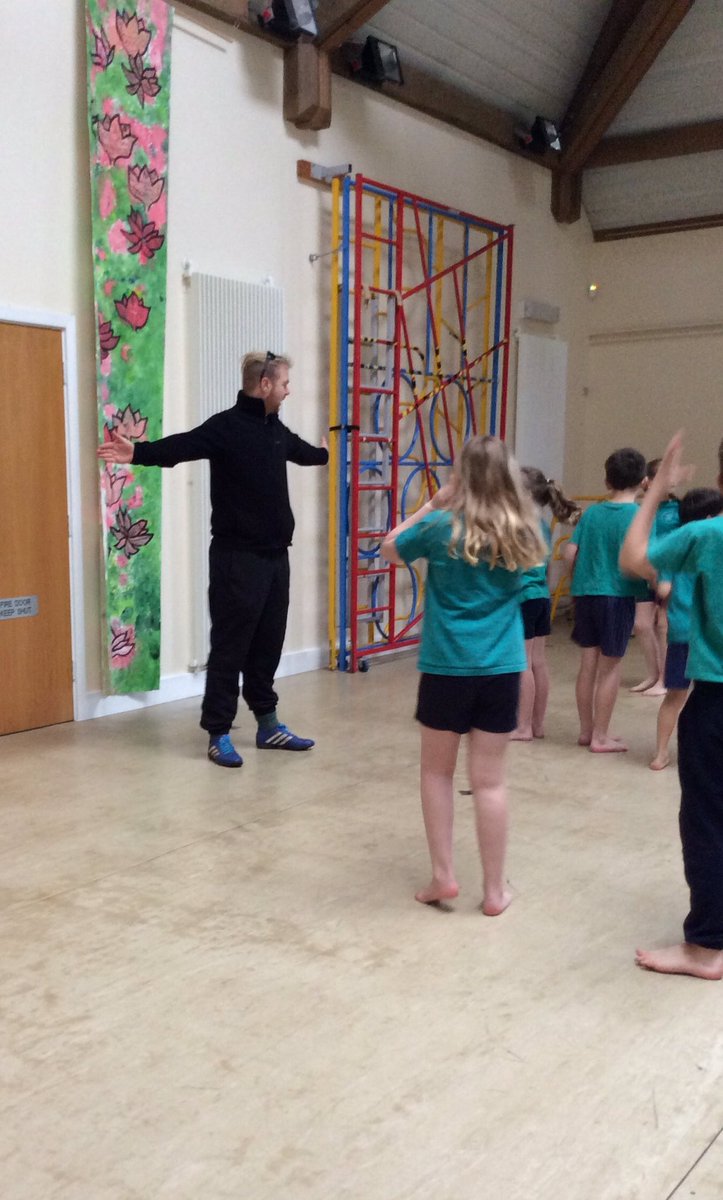 DASP_PE's tweet photo. Mr Treble forced inside today due to the rain but it hasn't stopped him help Yr 3+4 with their team building #DASPPE https://t.co/NkHXf2mCqs