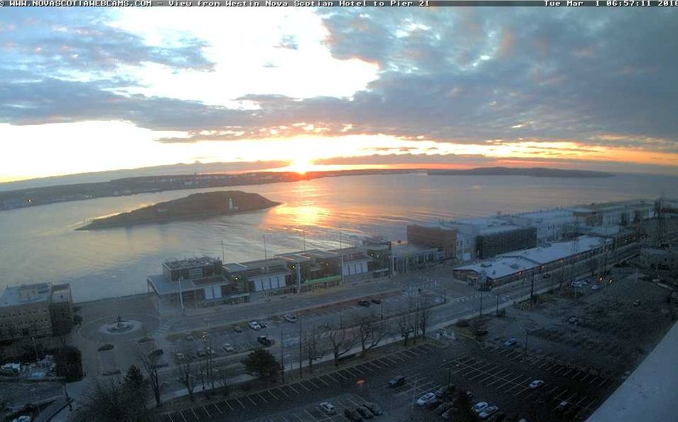 WestinNS's tweet photo. The view from here is worth it. @HfxSeaportMrkt @elementshollis @EASTCOASTLIFEST @portofhalifax @nswebcams #Halifax https://t.co/uwduVJBenp