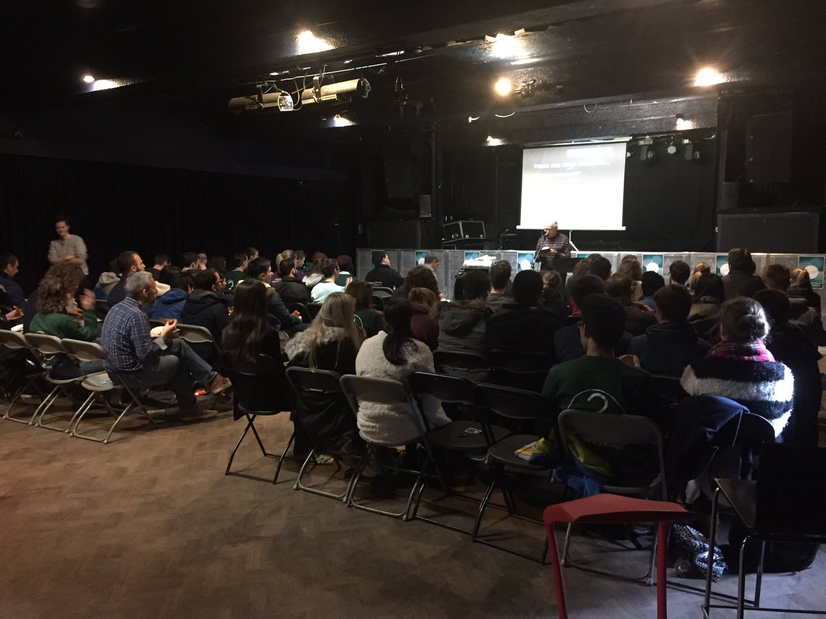 ManchesterUniCU's tweet photo. Wow a full lunch time talk! Second one at 1pm! There will be plenty of pizza! #ConvincedMCR #MissionsWeek2016 https://t.co/j8GcwFlOfD