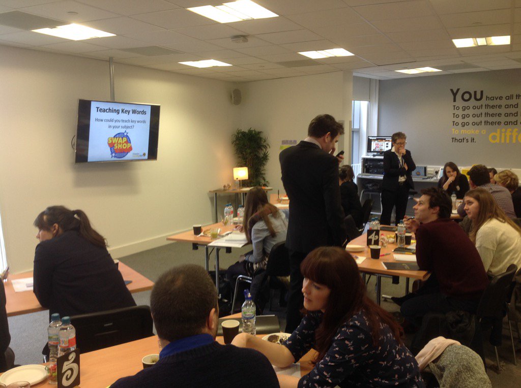 ClevedonLHub's tweet photo. Lots of good ideas being swapped  under the guidance of Tom Sinclair and @fullonlearning - great group #reenergise https://t.co/GToBSYcipD