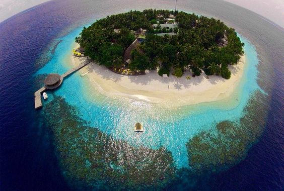 ashishdewantoro's tweet photo. Ashish Dewan - I feel like going away to this #holiday #destination, sick of the crap #weather #beautiful #island https://t.co/Rw95sxutfm