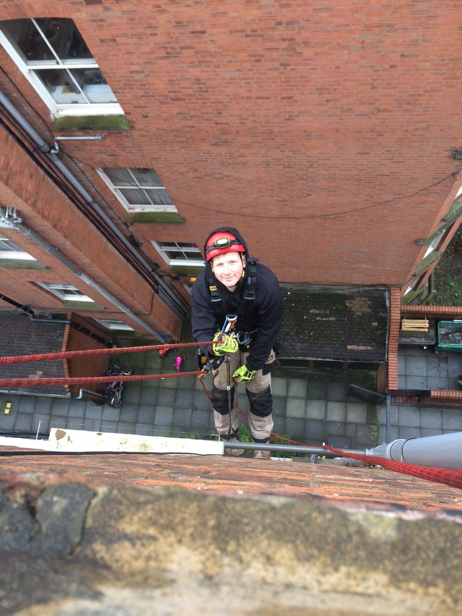 MachAbseiling's tweet photo. Plumbing in the rain we love it! #abseilingplumbing #ropeaccess #machabseiling https://t.co/MeCl0wjRUL