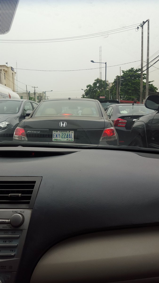 Osi_Suave's tweet photo. Crazy Traffic But Uber got me ππ
#UberWeekWithOsi https://t.co/wsFdOqpeLv