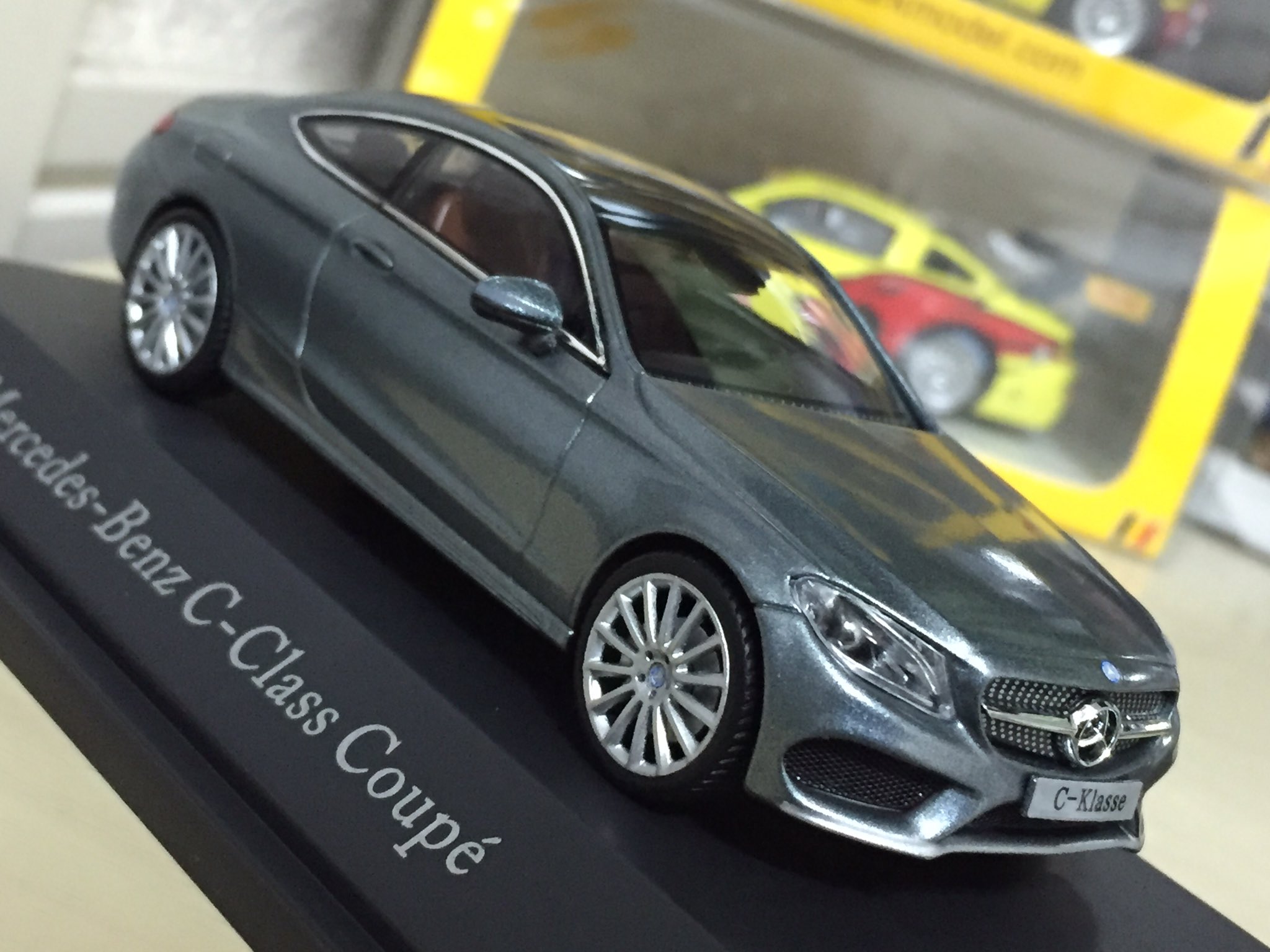 Amazon | メルセデス ベンツ Cクラス クーペ C205 1/43 ミニカー