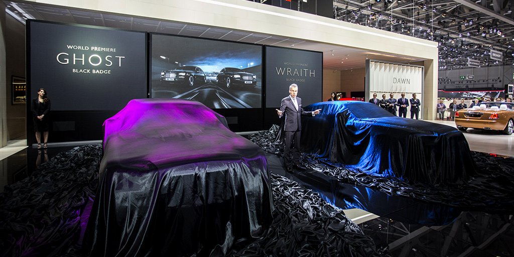 rollsroycecars's tweet photo. Torsten Müller-Ötvös unveils a bold new side to Rolls-Royce. https://t.co/MsRf7WUWrs #RRBlackBadge #GIMS https://t.co/FAZQpysljn